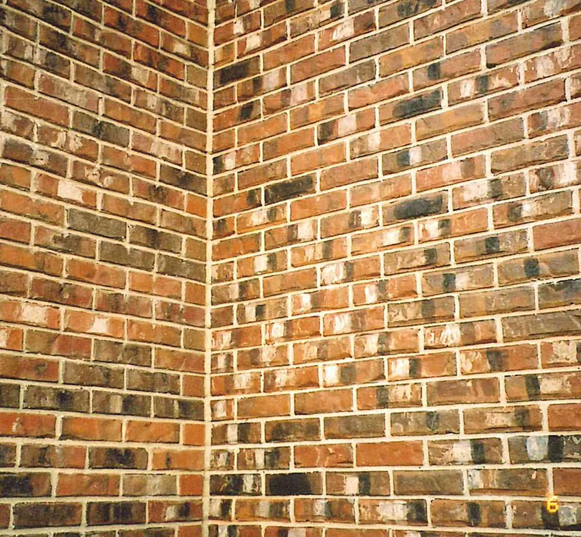 Close view of blended brick at an outside corner in 2005, the units reading as one range